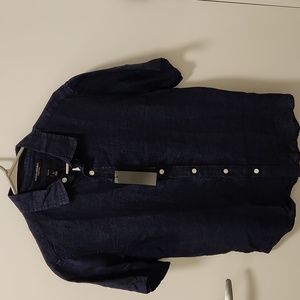 Banana Republic 100% Linen Down Shirt. Men's Size Small. Navy Blue.